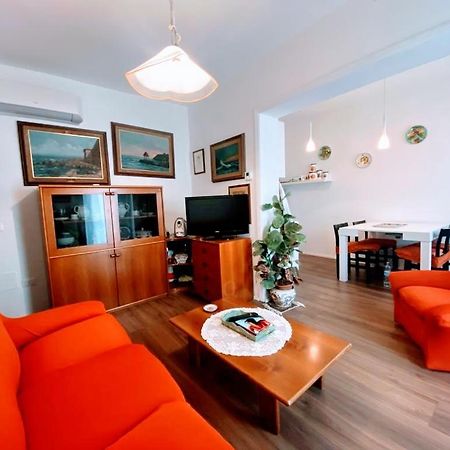 Casa Isma Lejlighed Cecina  Eksteriør billede